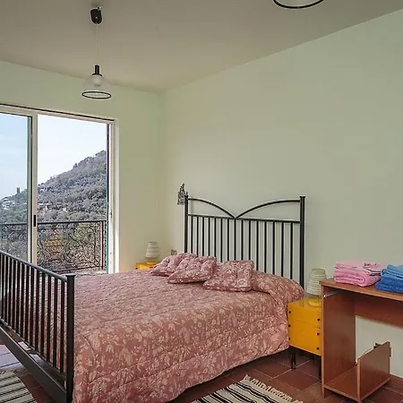 Faveto Sleeps 20 With Pool 别墅 *