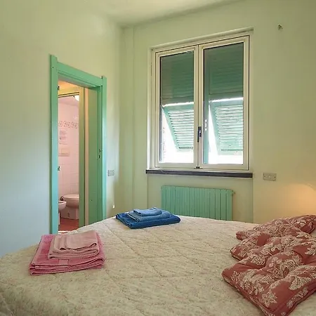 Faveto Sleeps 20 With Pool * Recco