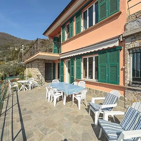 Villa Faveto Sleeps 20 With Pool *